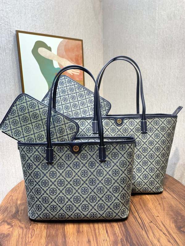 TORY BURCH T MONOGRAM Zipper Tote Bag