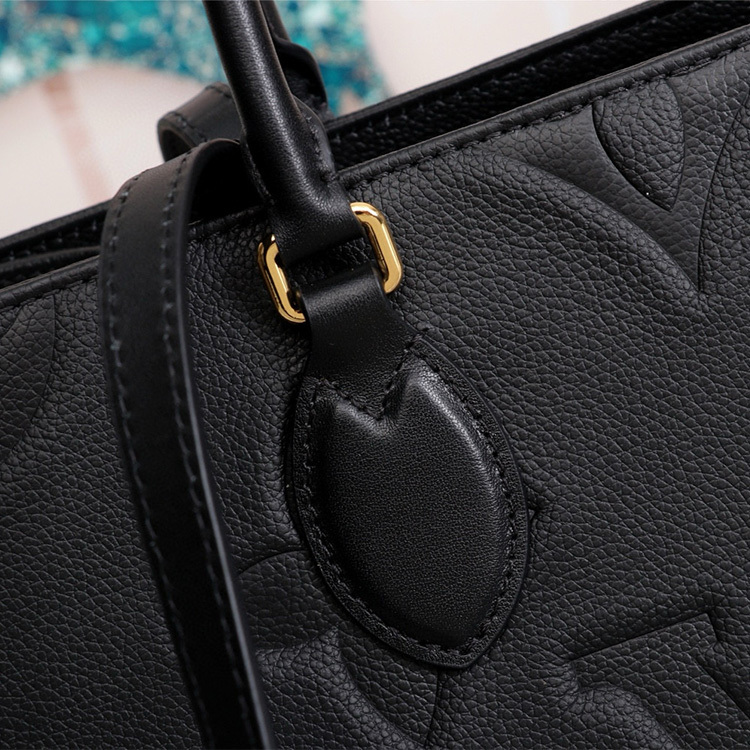 LV ONTHEGO Medium Handbag