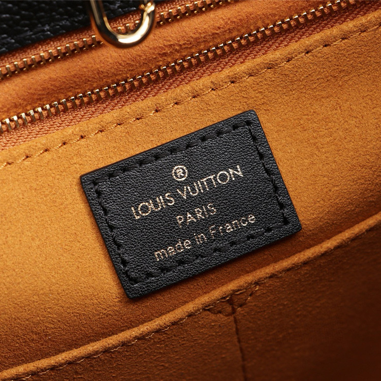 LV ONTHEGO Medium Handbag
