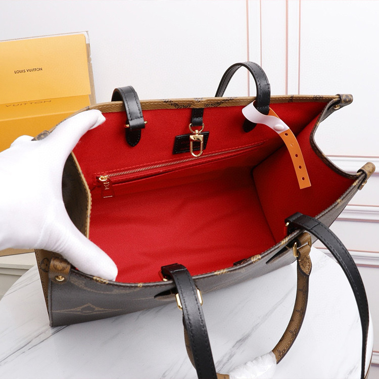 LV ONTHEGO Medium Handbag