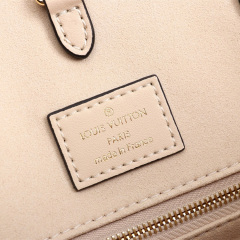 LV ONTHEGO Medium Handbag