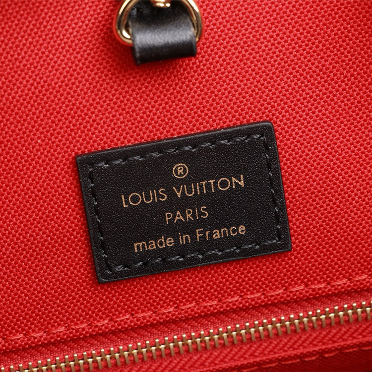 LV ONTHEGO Medium Handbag