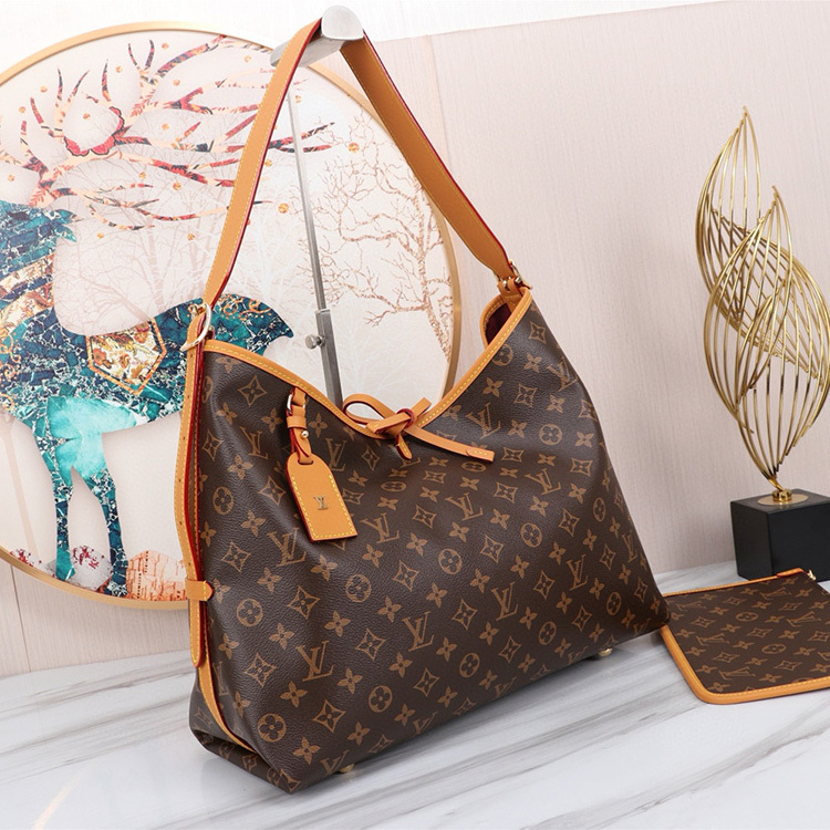 LV CARRYALL Medium handbag
