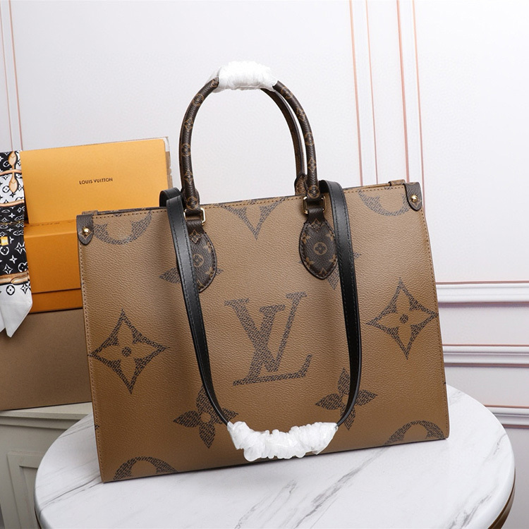 LV ONTHEGO Medium Handbag