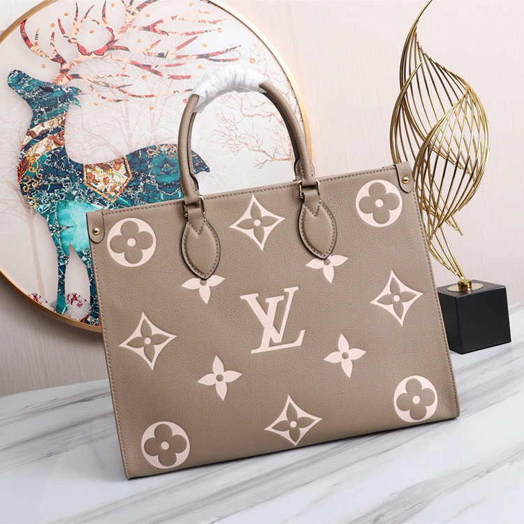 LV ONTHEGO Medium Handbag
