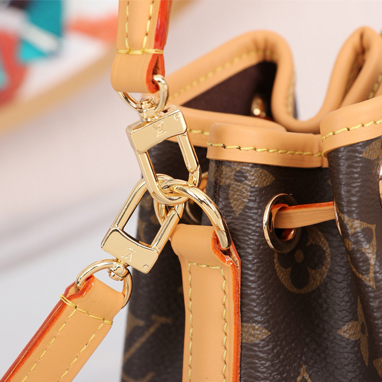 LV NANO NOÉ Handbag
