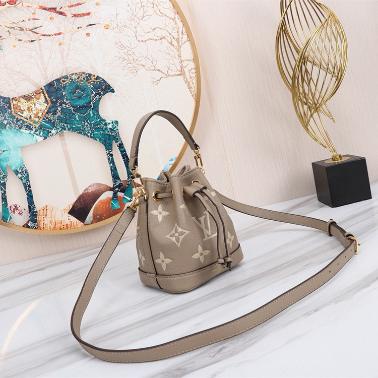 LV NANO NOÉ Handbag