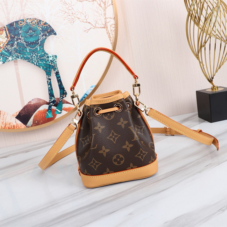 LV NANO NOÉ Handbag