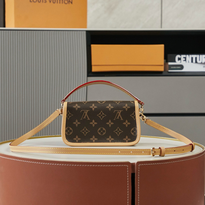 LV NANO DIANE Handbag