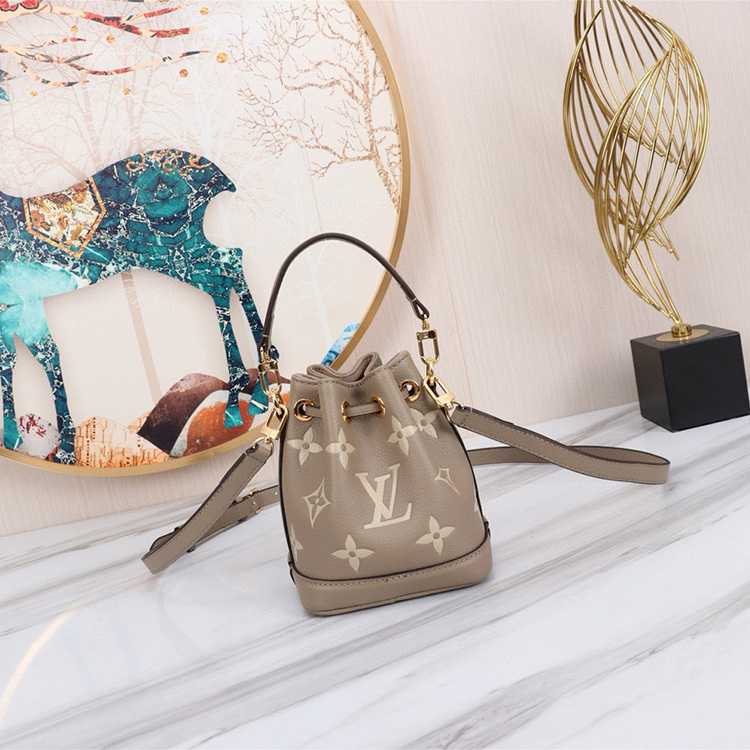 LV NANO NOÉ Handbag