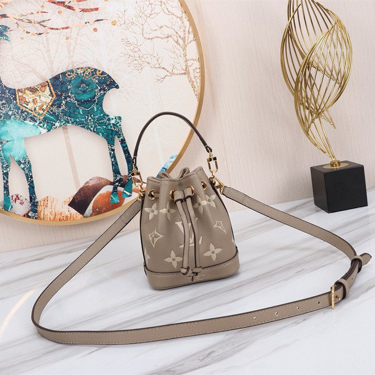 LV NANO NOÉ Handbag