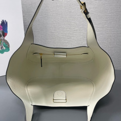 Medium leather tote bag