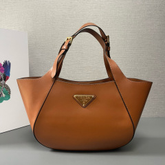 Medium leather tote bag