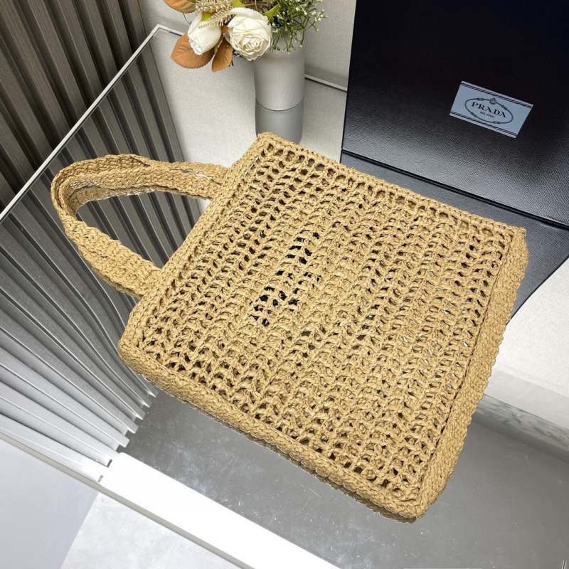 Crochet tote bag