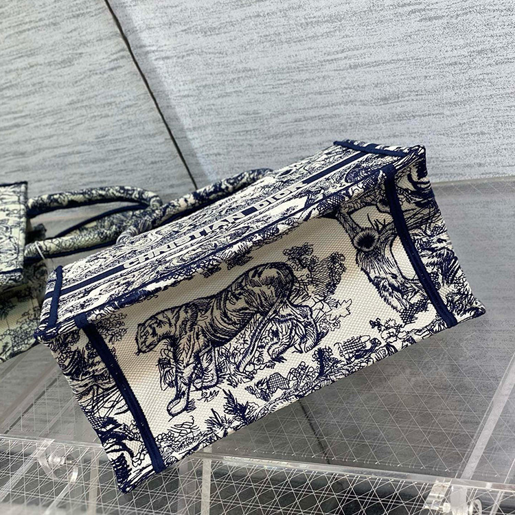Small Book Tote Handbag  (26.5cm)