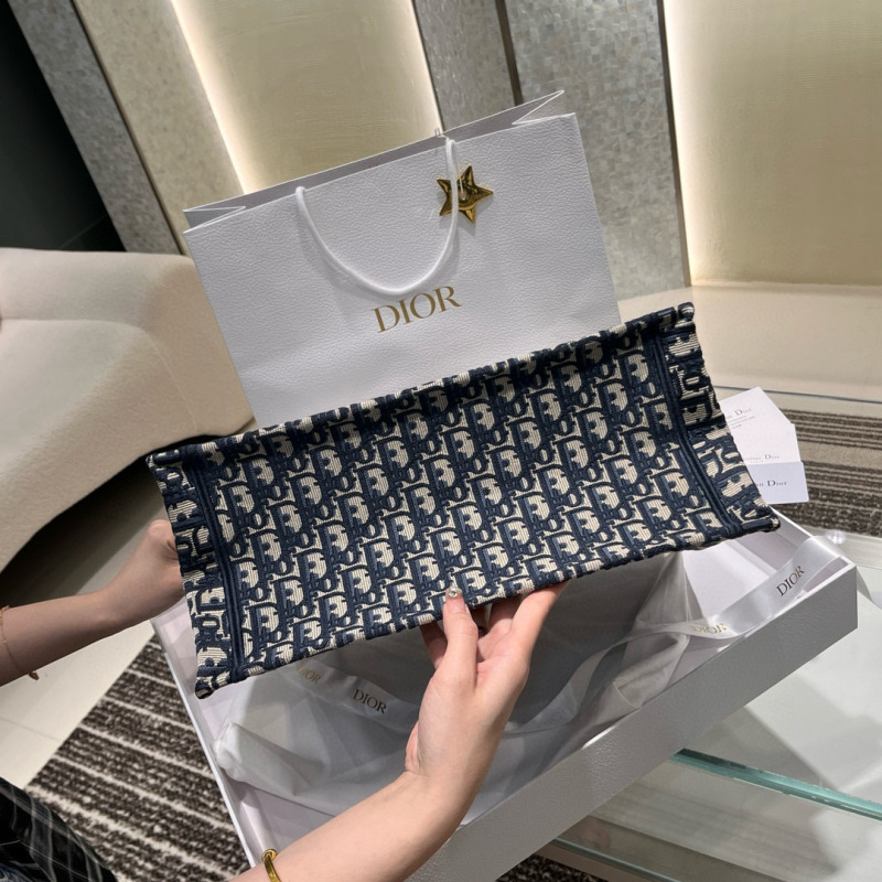 Medium Book Tote Handbag  (36cm)