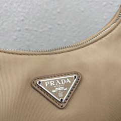 Re-Edition 2005 Re-Nylon BAG