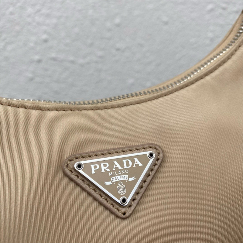 Re-Edition 2005 Re-Nylon BAG