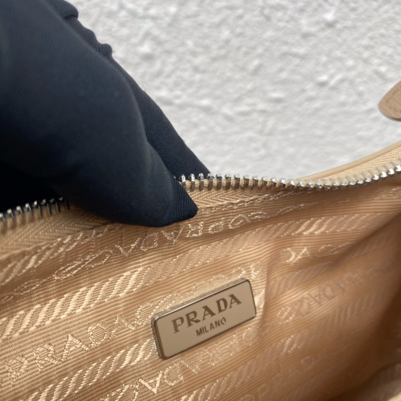 Re-Edition 2005 Re-Nylon BAG