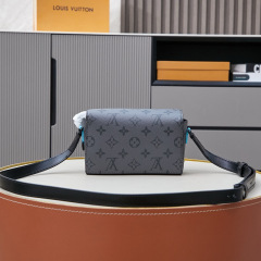 Steamer mini handbag