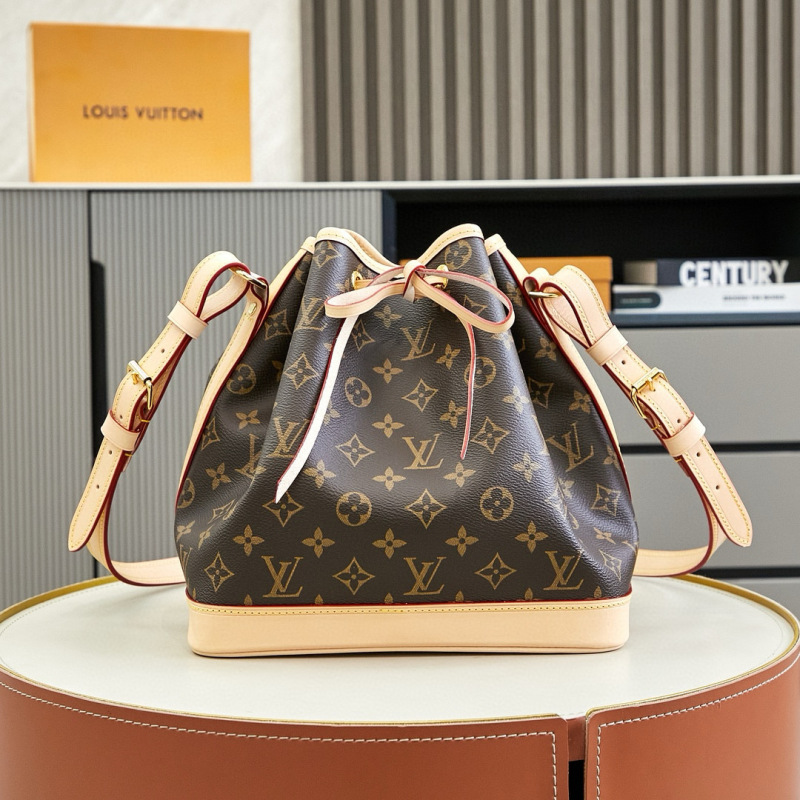 NOE BB bag
