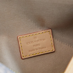 Side Trunk medium handbag