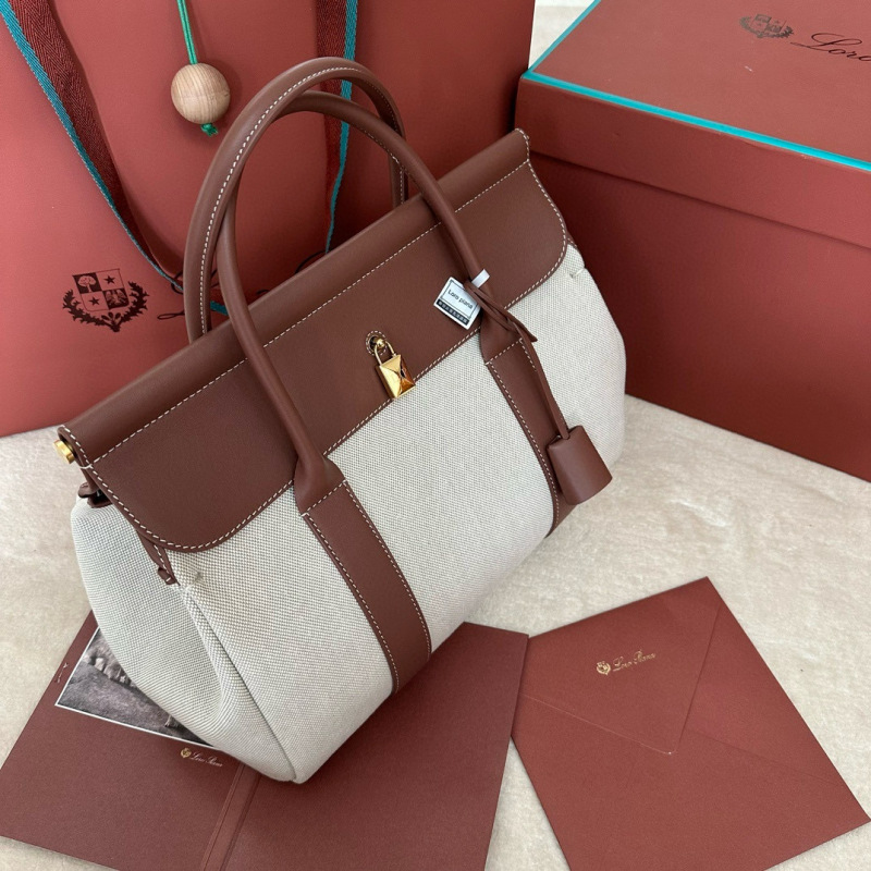 Loom L32 handbag