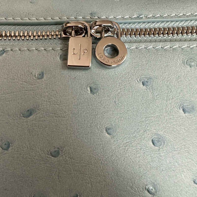 LORO PIANA Extra Pocket L19 Bag （ Silver buckle）