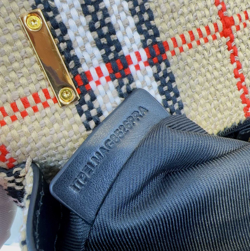 BURBERRY Vintage plaid Lola series large bag