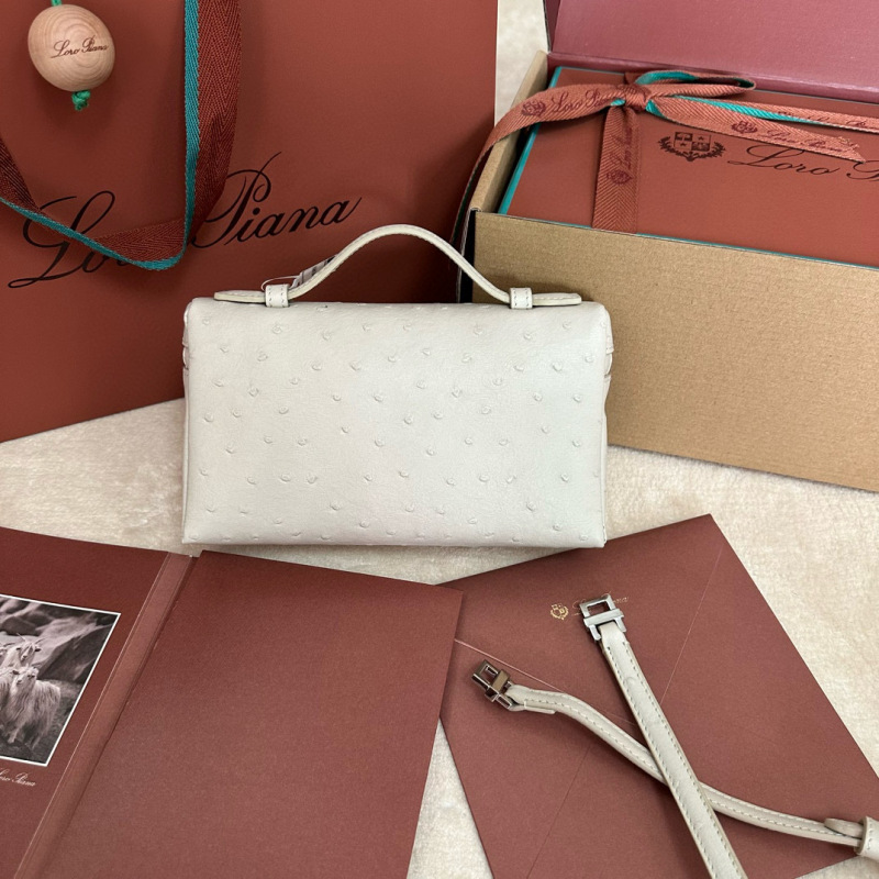 LORO PIANA Extra Pocket L19 Bag （ Silver buckle）