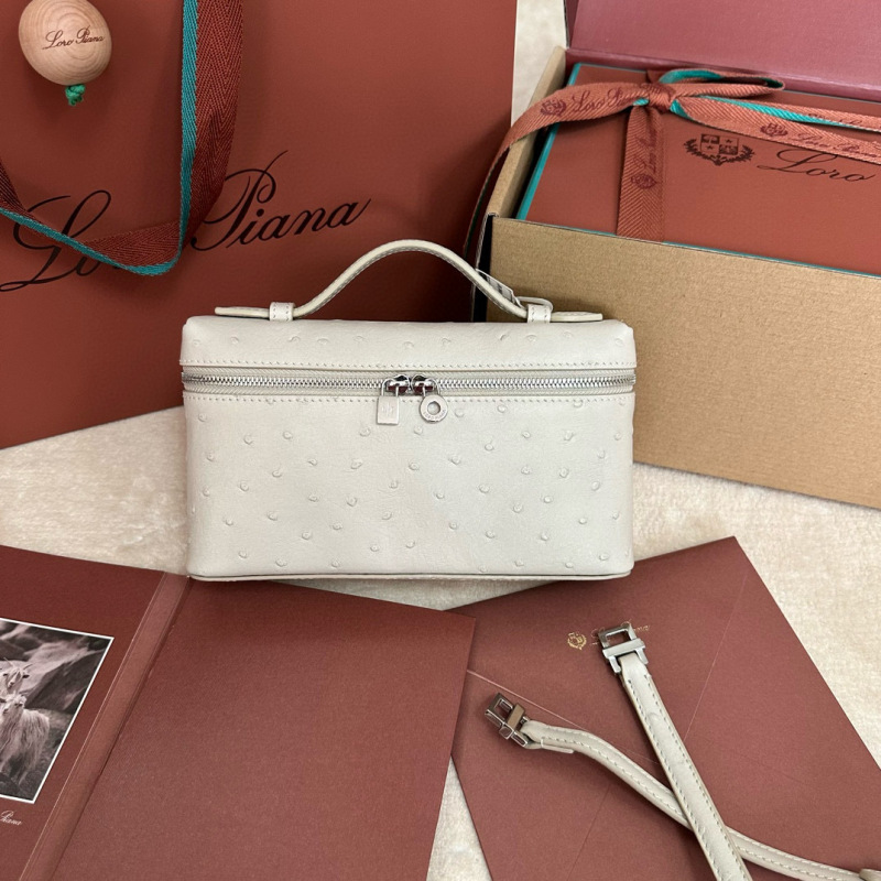 LORO PIANA Extra Pocket L19 Bag （ Silver buckle）