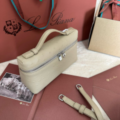 LORO PIANA Extra Pocket L19 Bag （ Silver buckle）