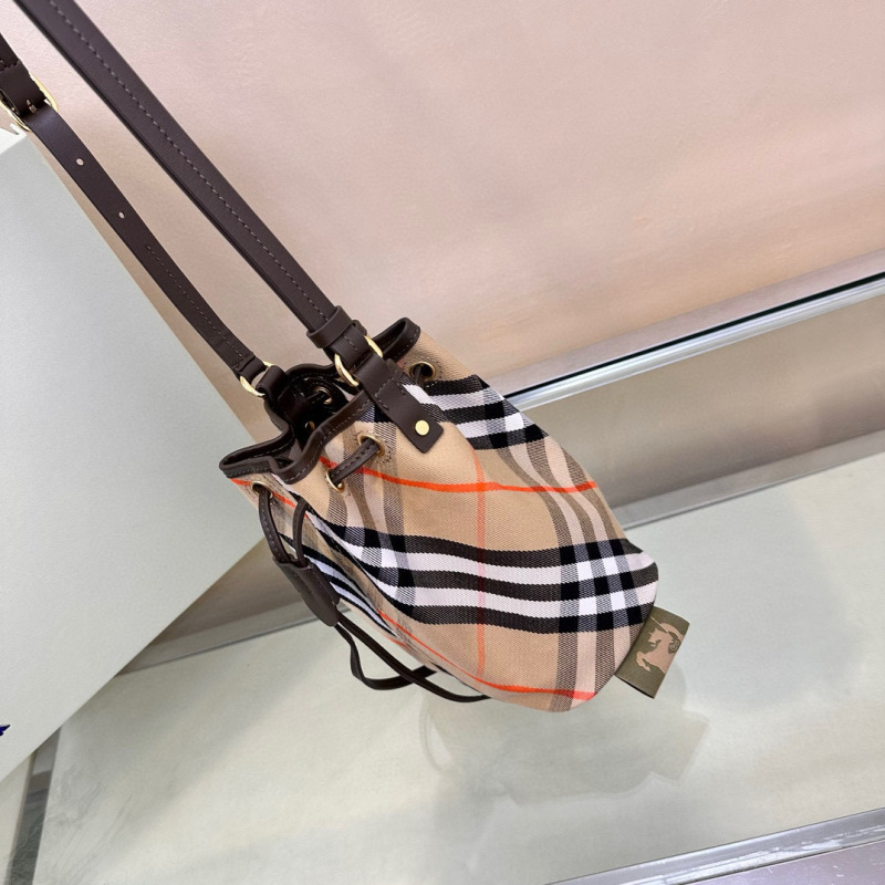 BURBERRY Classic plaid small bucket bag