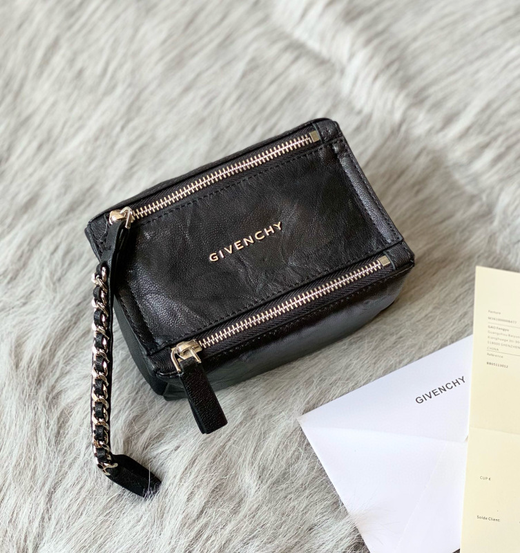 CIVENCHY Exquisite Pando handle bag