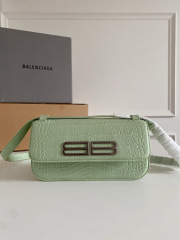 LIGHT GREEN