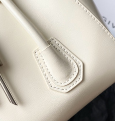 CIVENCHYClassic Antique Handbag
