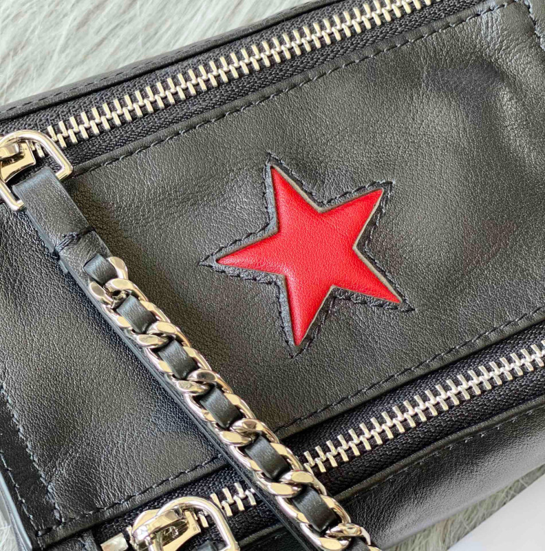CIVENCHY Exquisite Pando handle bag