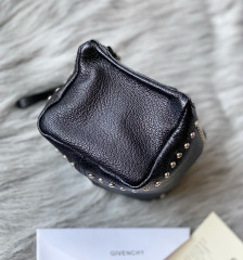 CIVENCHY Exquisite Pando handle bag