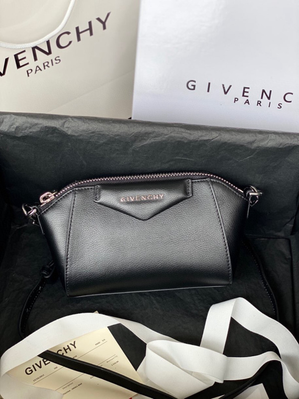 CIVENCHY  Antigona  Nano Handbag shoulder bag