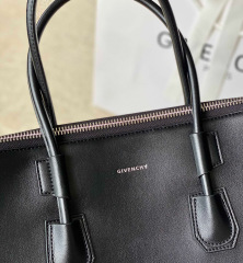 CIVENCHY Antigona sport Handbag