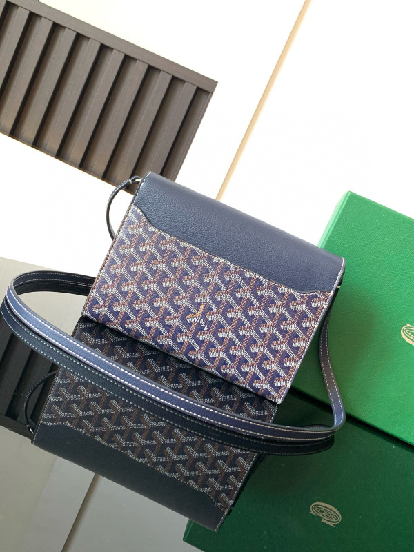GOYARD Chypre crossbody bag