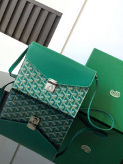 GREEN