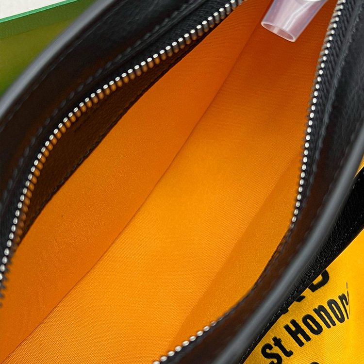 GOYARD  Hirondelle handbag