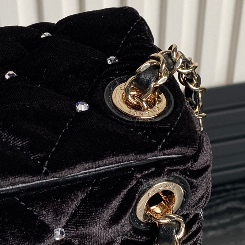CHANEL 24B Banquet Handbag