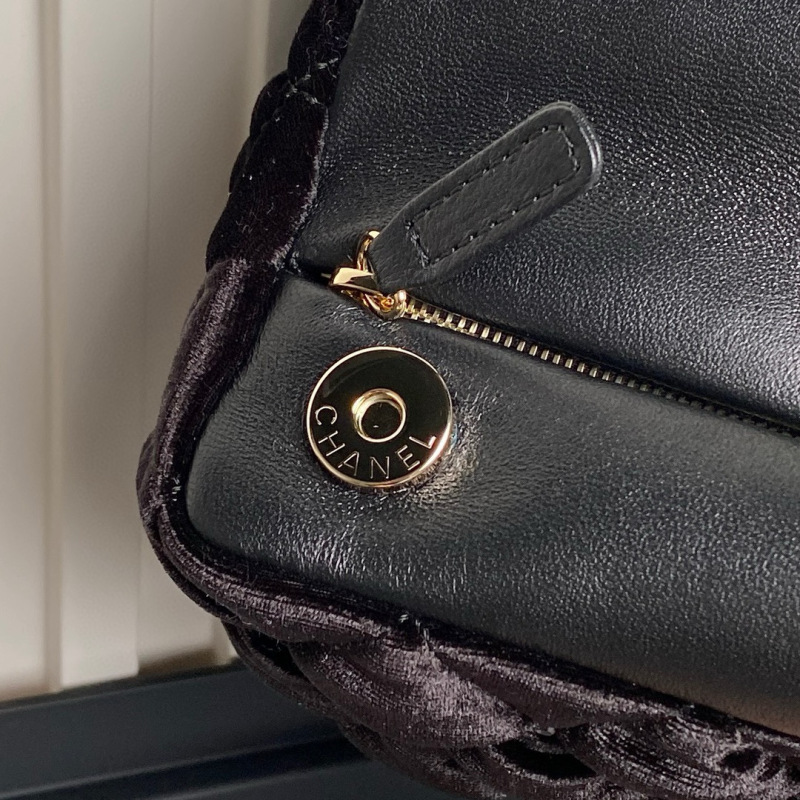 CHANEL 24B Banquet Handbag