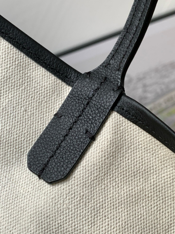 GOYARD Villette Saint Louis Larger Bag