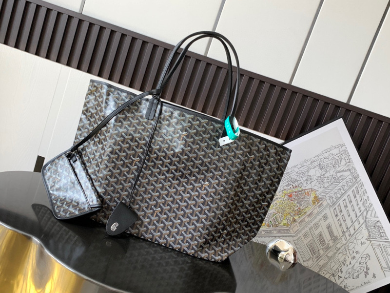 GOYARD Villette Saint Louis Larger Bag