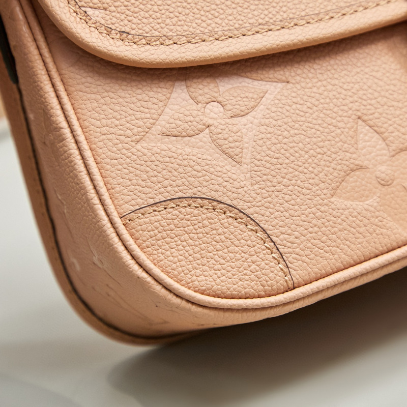 LV DIANE Handbag