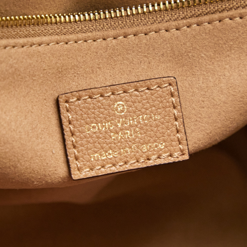 LV ONTHEGO SMALL HANDBAG