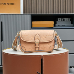 LV DIANE Handbag